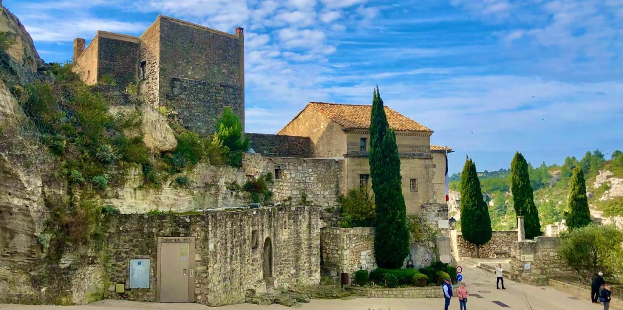 Lou Meinado Saint-Martin-de-Crau Exterior foto