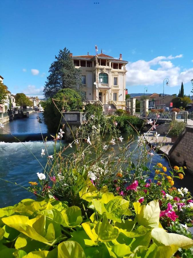 Lou Meinado Saint-Martin-de-Crau Exterior foto